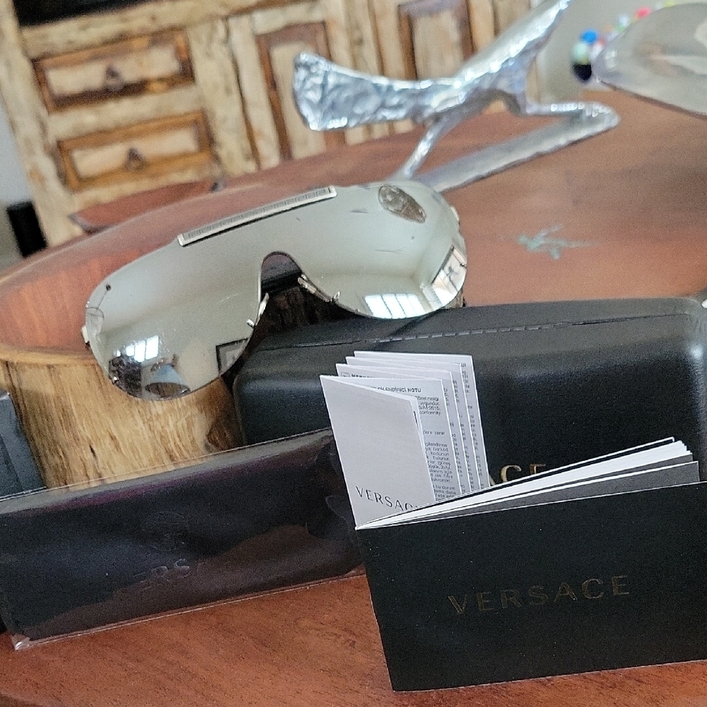Versace Silver Metal Sheild Sunglasses, Mirror Lens VE2140 - Picture 10 of 10